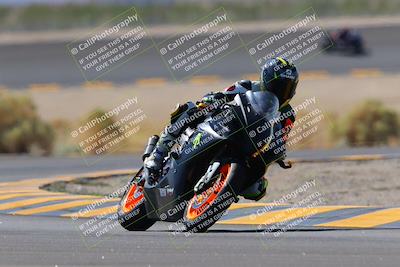 media/Oct-08-2022-SoCal Trackdays (Sat) [[1fc3beec89]]/Turn 14 (1050am)/